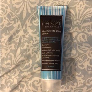 Moisture healing mask